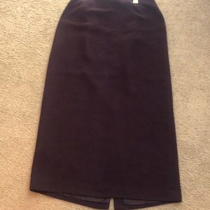 This a long warm 100% Polyester skirt size12